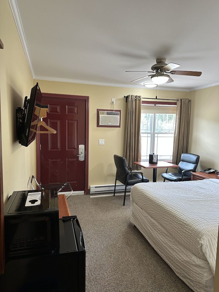 Travellers Inn 3