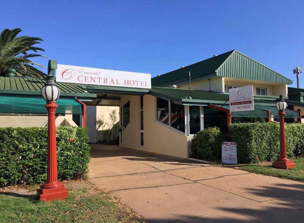 Emerald Central Hotel 2