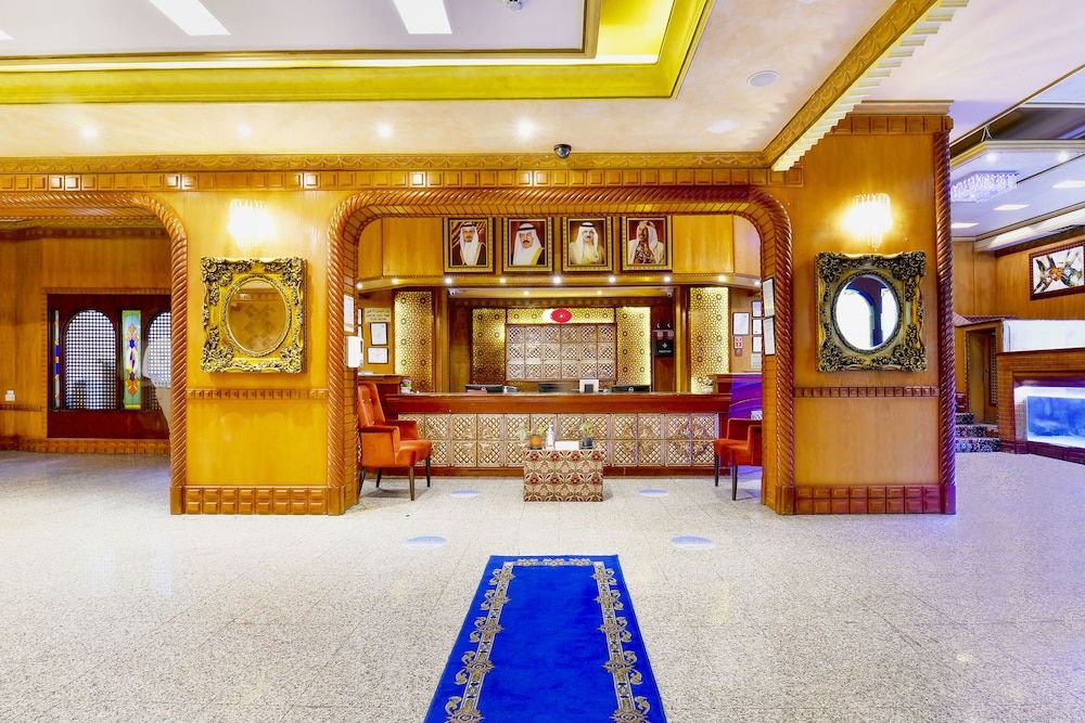 OYO 125 Moon Plaza Hotel 2