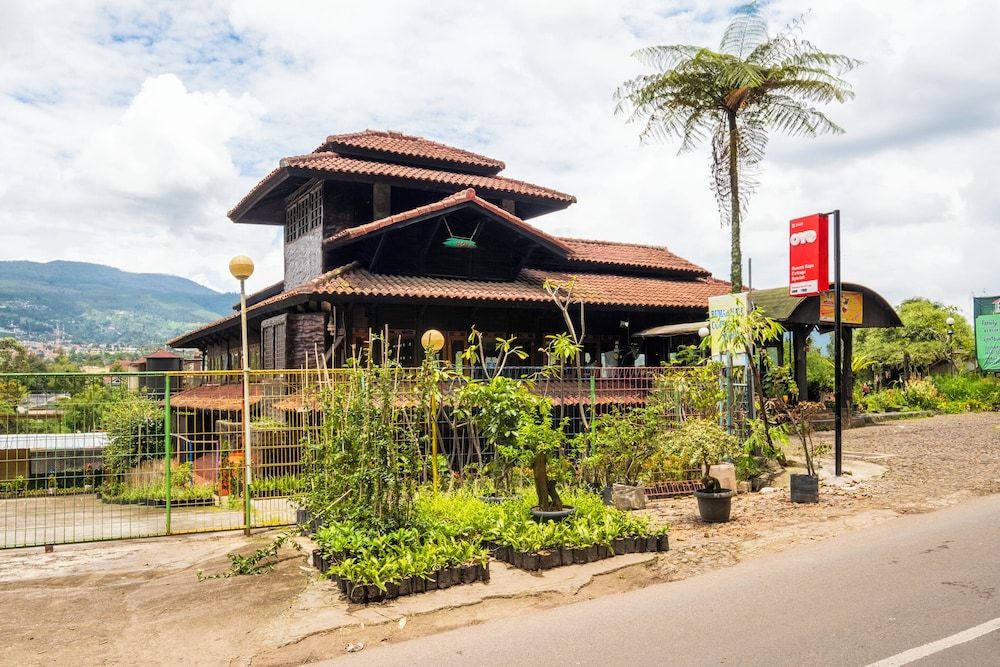 Capital O 2640 Cottage GS Rumah Kayu Syariah 3 estrellas en Bandung