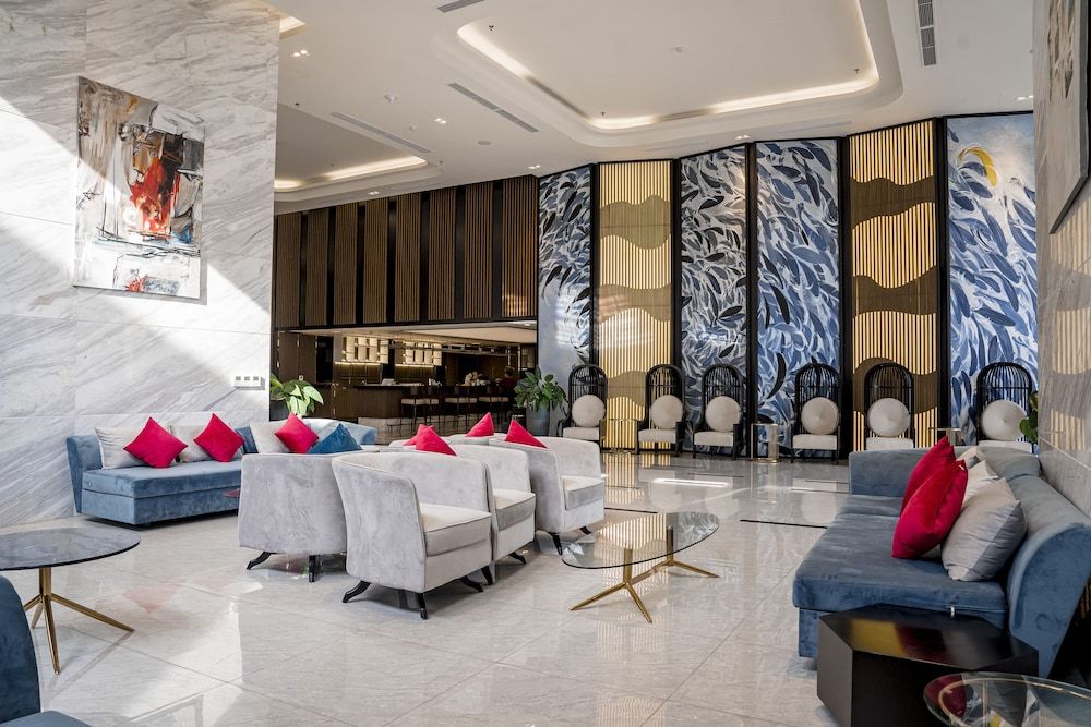 Ramada Hotel & Suites by Wyndham Halong Bay View 3