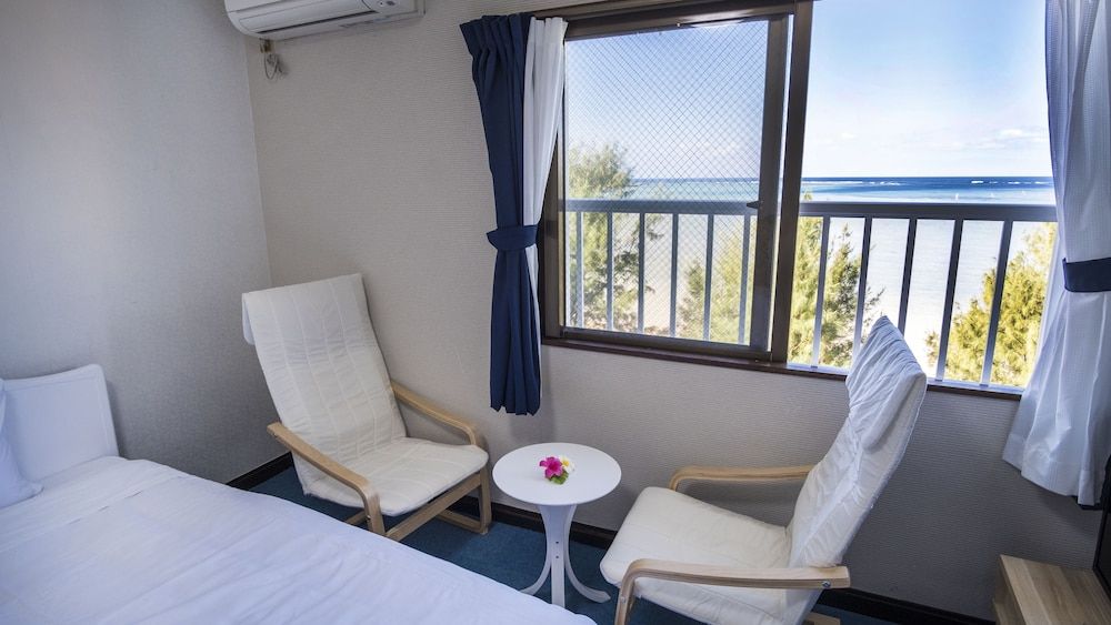 The Iriomote Island  Hotel HOSHITATE 3 estrelas em Taketomi