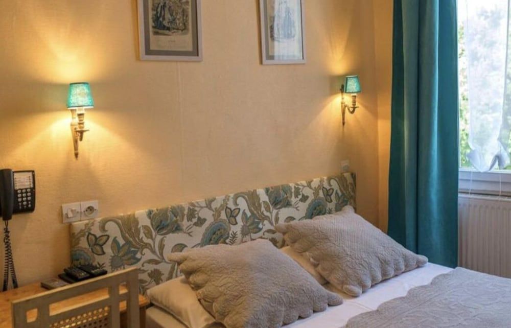 HOTEL DU PARC 2 estrelas em Montélimar