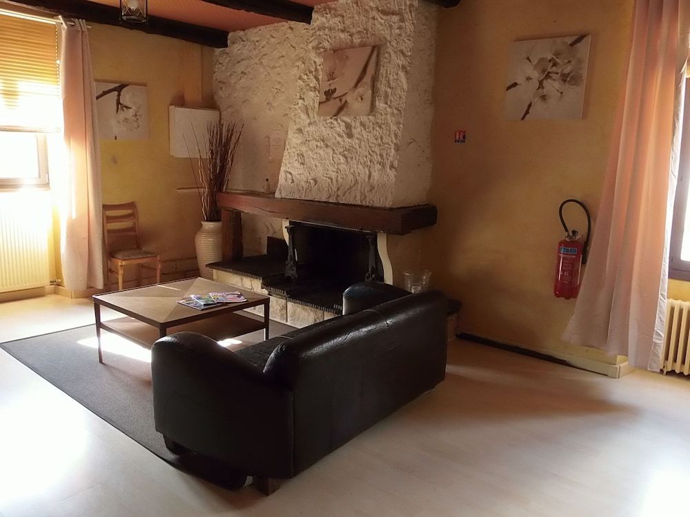 Hostellerie Au Rendez-vous des Amis 2