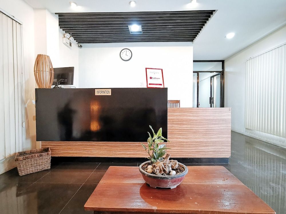 RedDoorz near Trade School Gensan 3