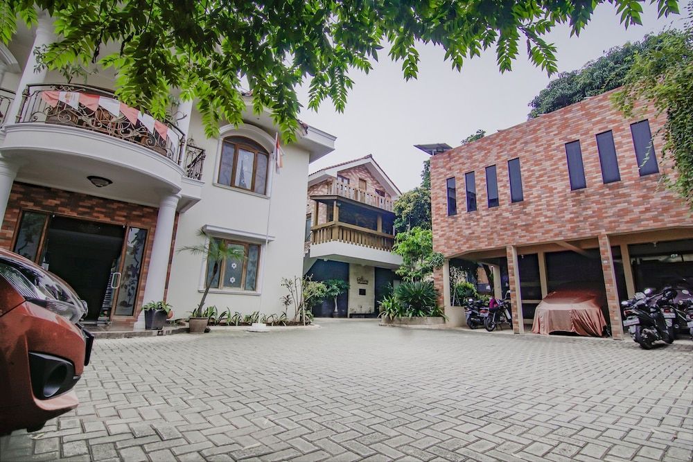 Hotel O Gayatri Residence -1 estrellas en Jakarta