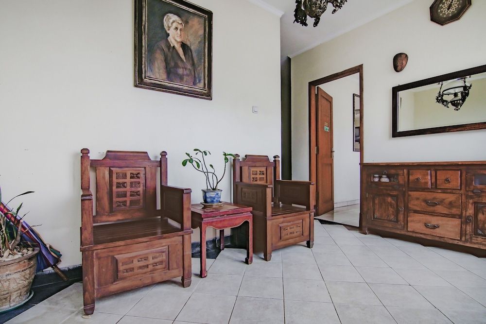 Hotel O Gayatri Residence 3