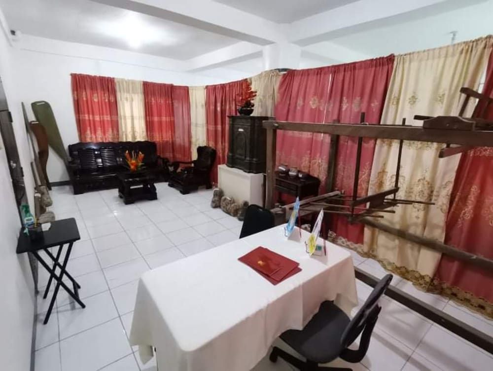 OYO 799 Ddd Habitat Iloilo 3