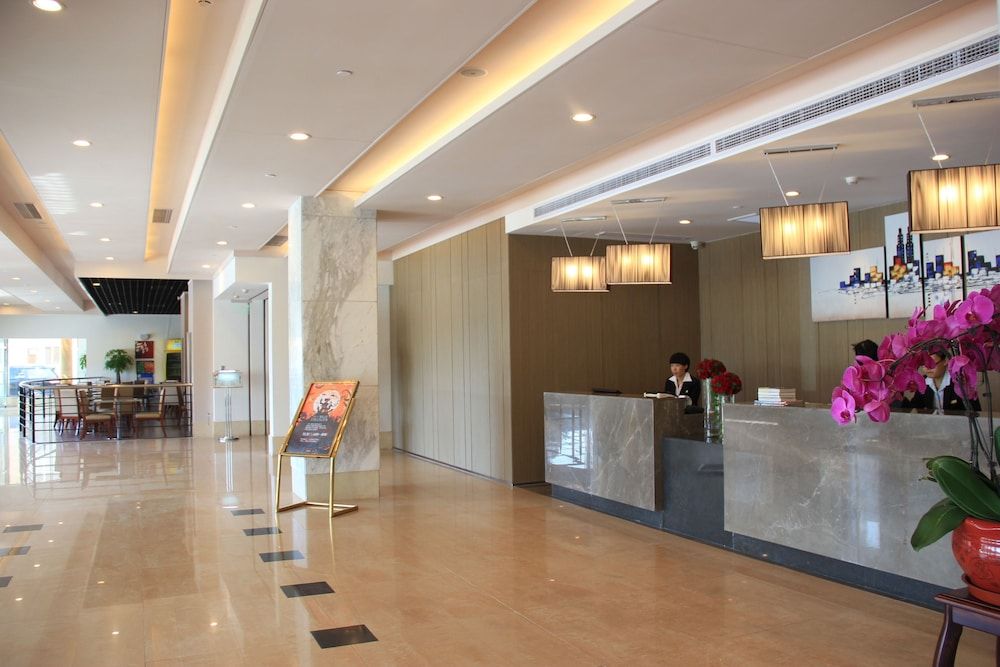 GreenPark Hotel Tianjin 2