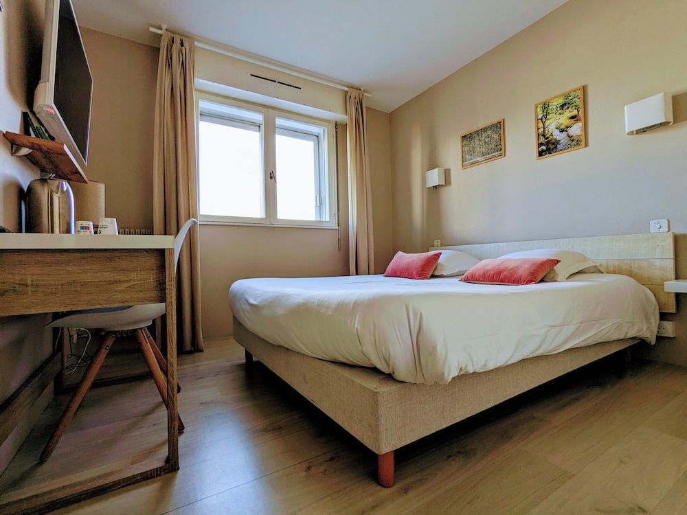 Fuzei Hôtel 2 estrelas em Lanester