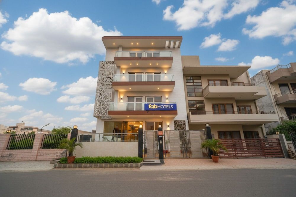 Fabhotel Emoji Stays 3 estrelas em Gurgaon