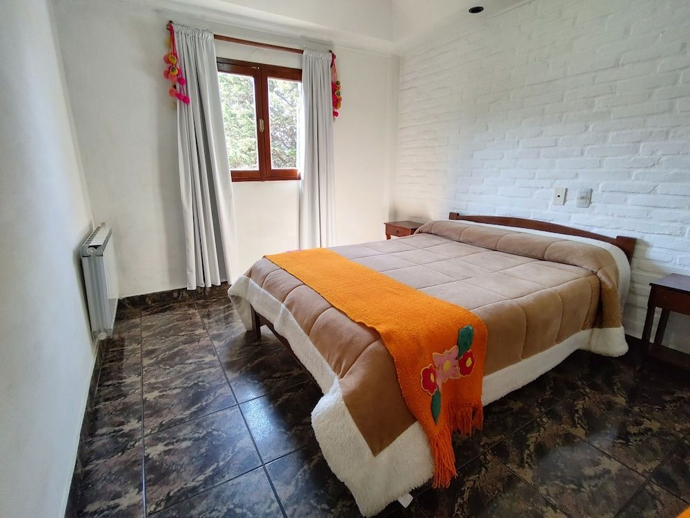 Hosteria Los Cuartos 2