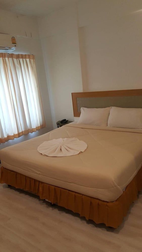 Polkadot Cafe&Hotel 3