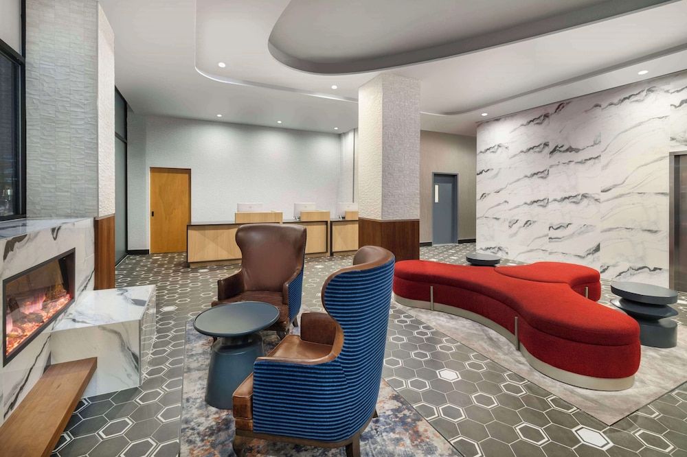 DoubleTree by Hilton Long Island City, NY 2