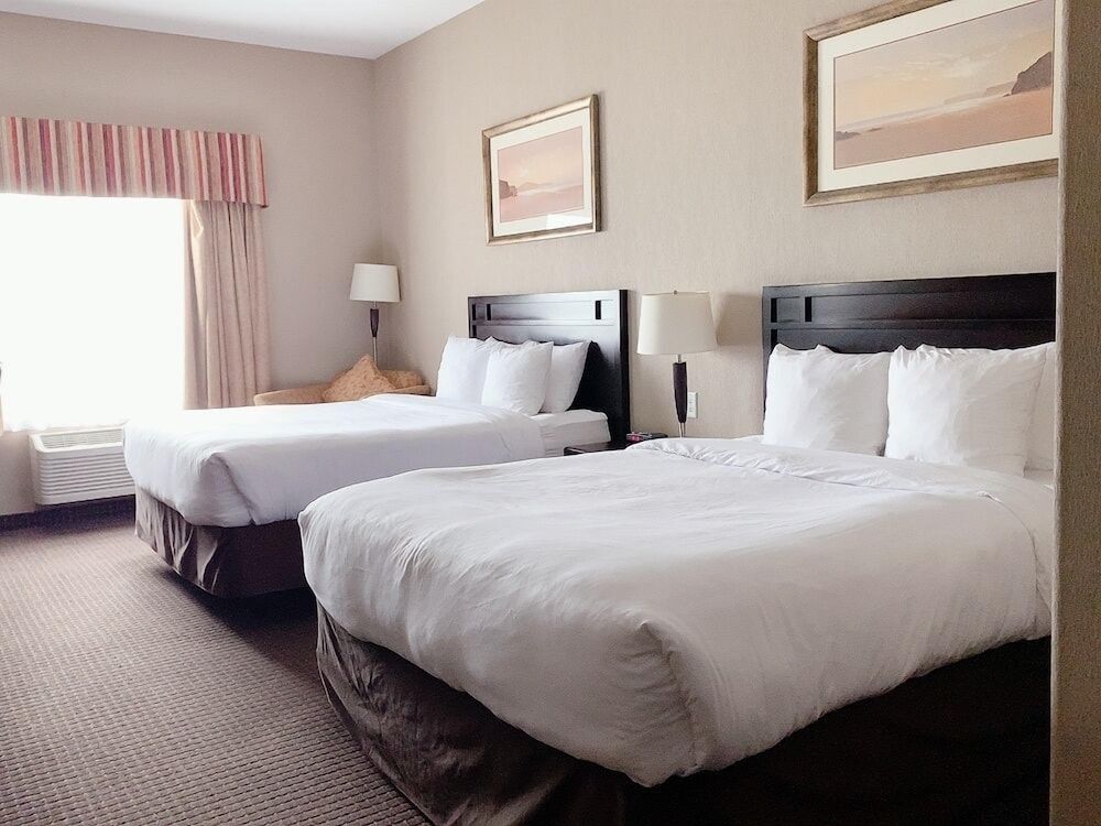 Prairie Moon Inn Sylvan Lake 3