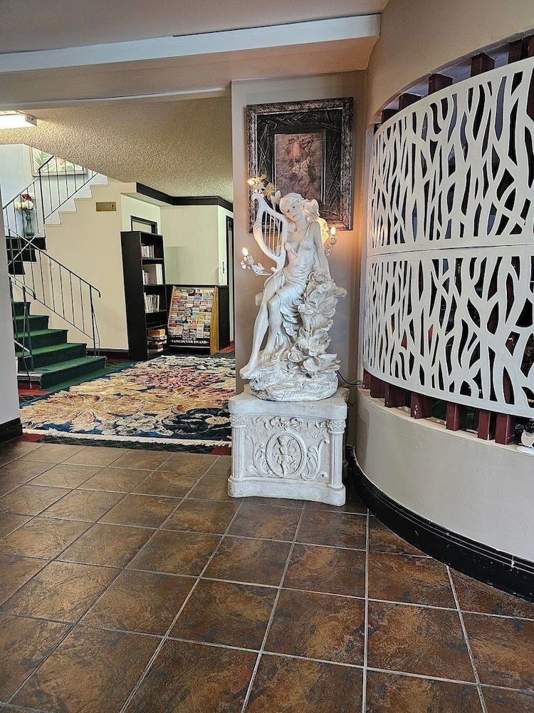 Ocean Marina Hotel 2