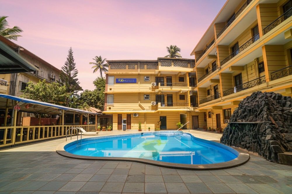 FabHotel Kris Resort Calangute Beach