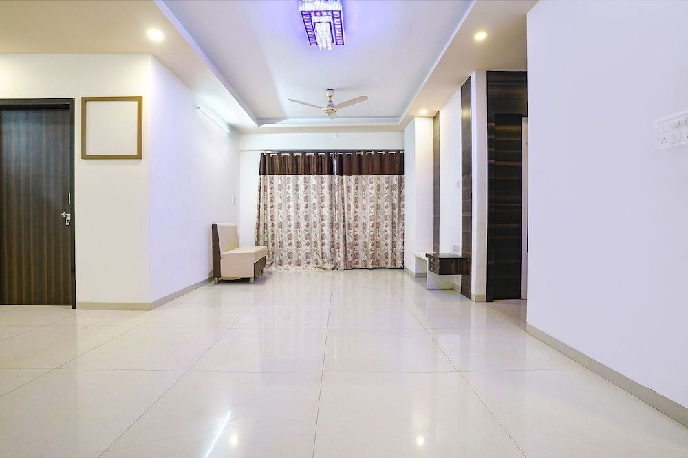 FabHotel Shree Balaji NX Banquets & Apartment 3