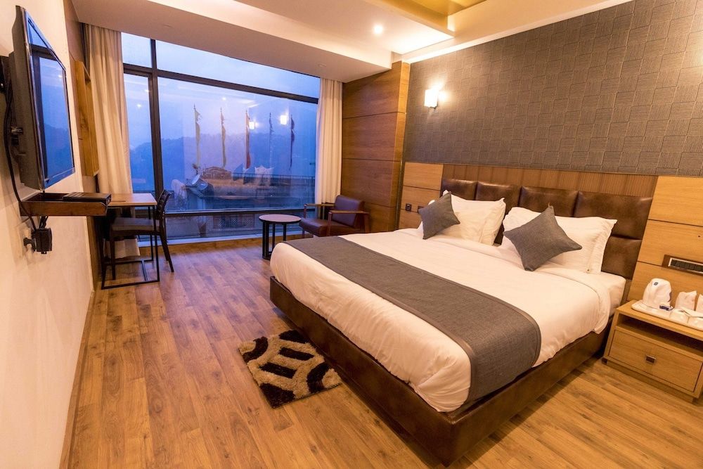 The Regal Boutique Hotel 2