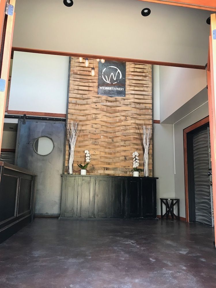 Wesbert Winery & Guest Suites 2