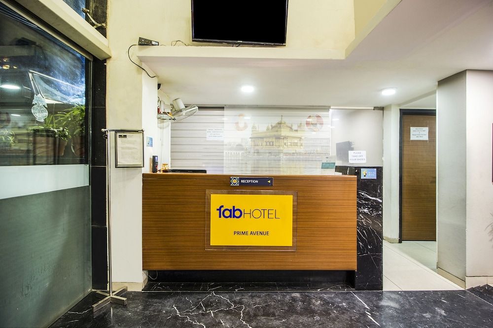 Fabhotel Prime Avenue 2