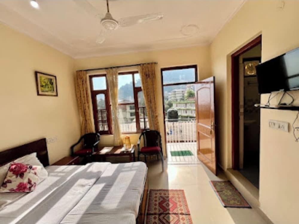 Hotel Anuj Regency 2 estrelas em Dharamshala