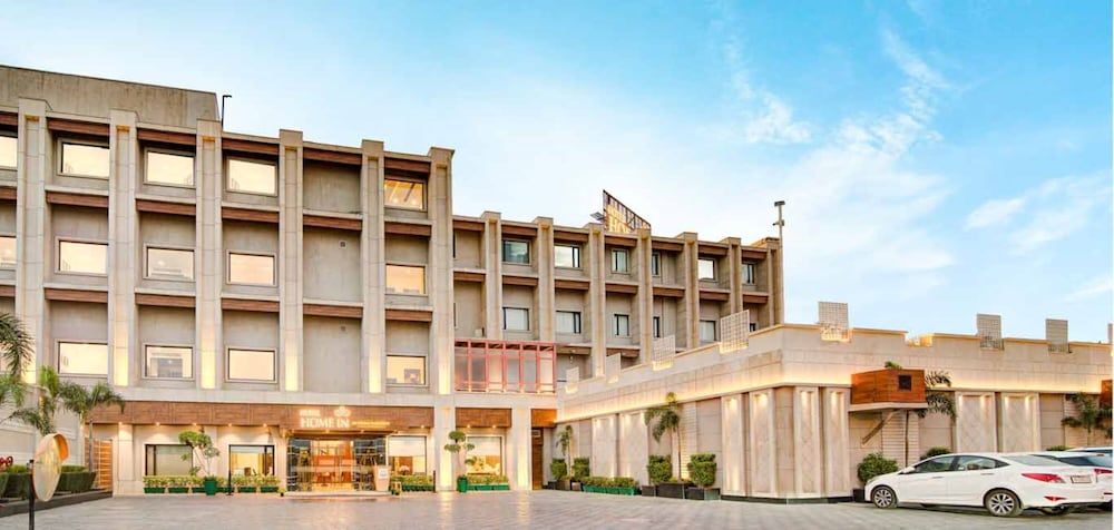 Hotel Home In By Amrik Sukhdev 4 estrelas em Sonīpat