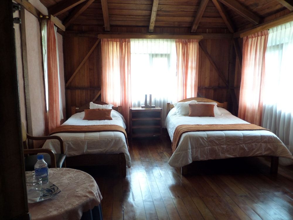 Hosteria El Encanto 2