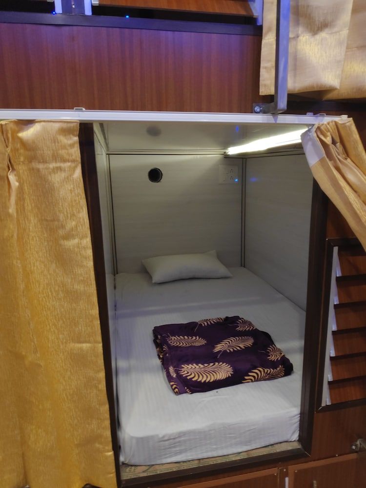 Hotel Chakasha Govindam 2