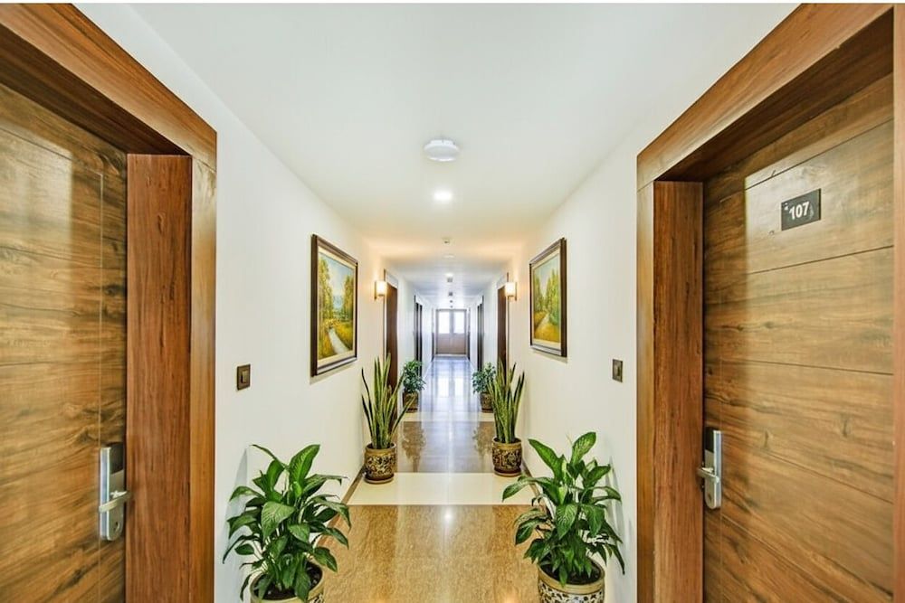 FabHotel Shami Inn 2