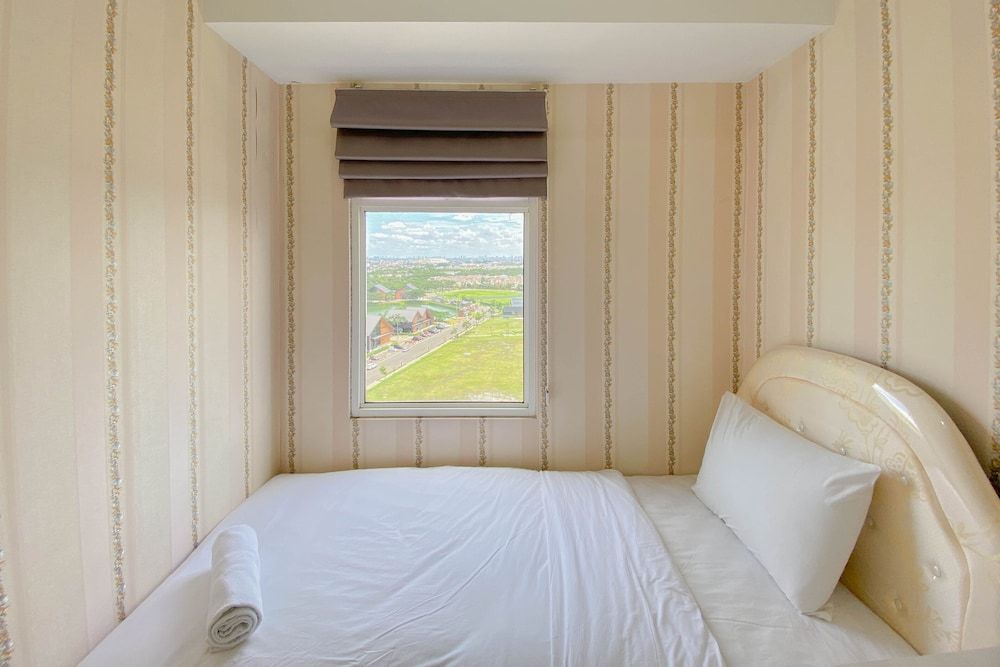 Spacious And Homey 3Br At Springlake Summarecon Bekasi Apartment 2