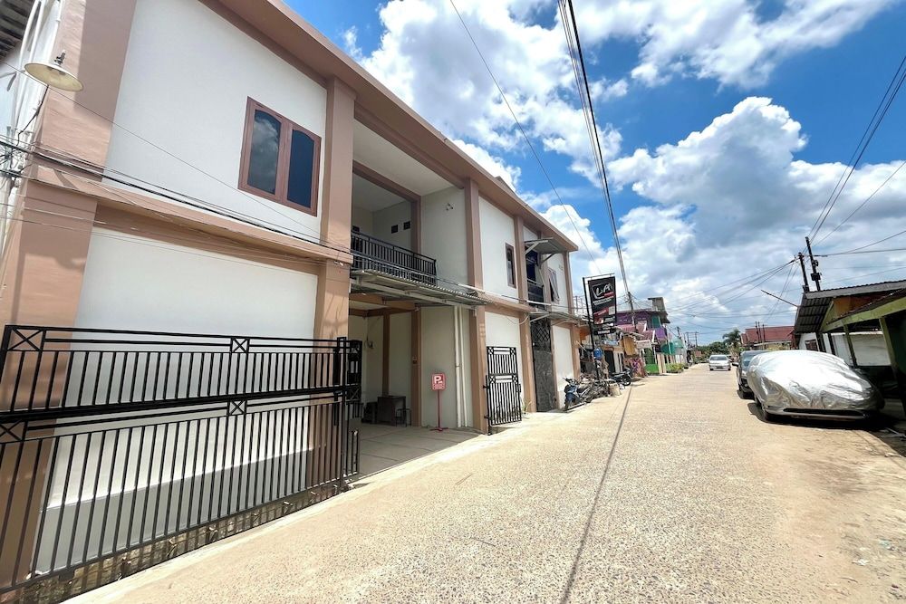 Gratia Guesthouse Syari'ah 2 estrellas en Jambi