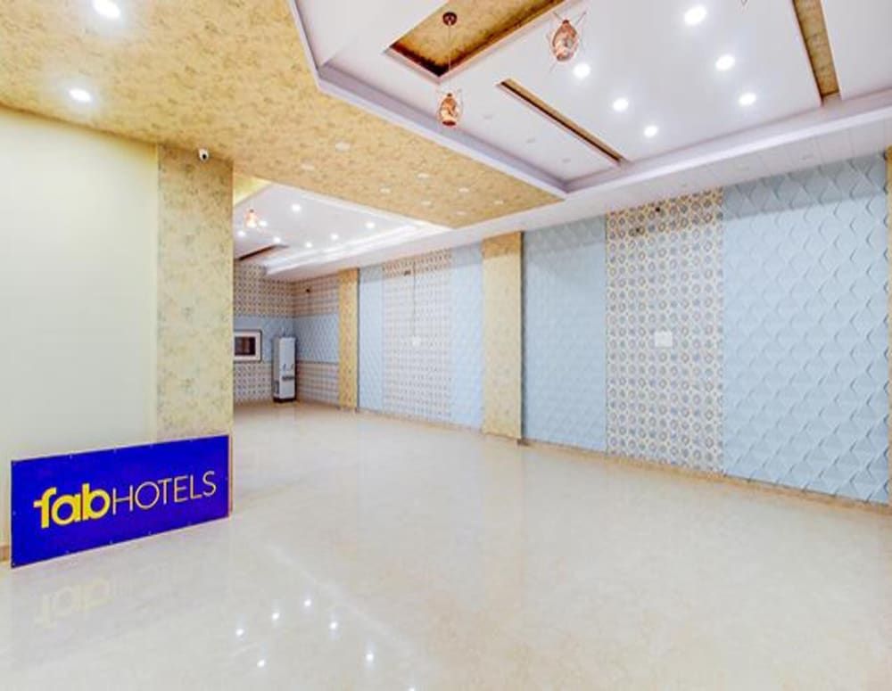 Fabhotel 7Th Crossing 2