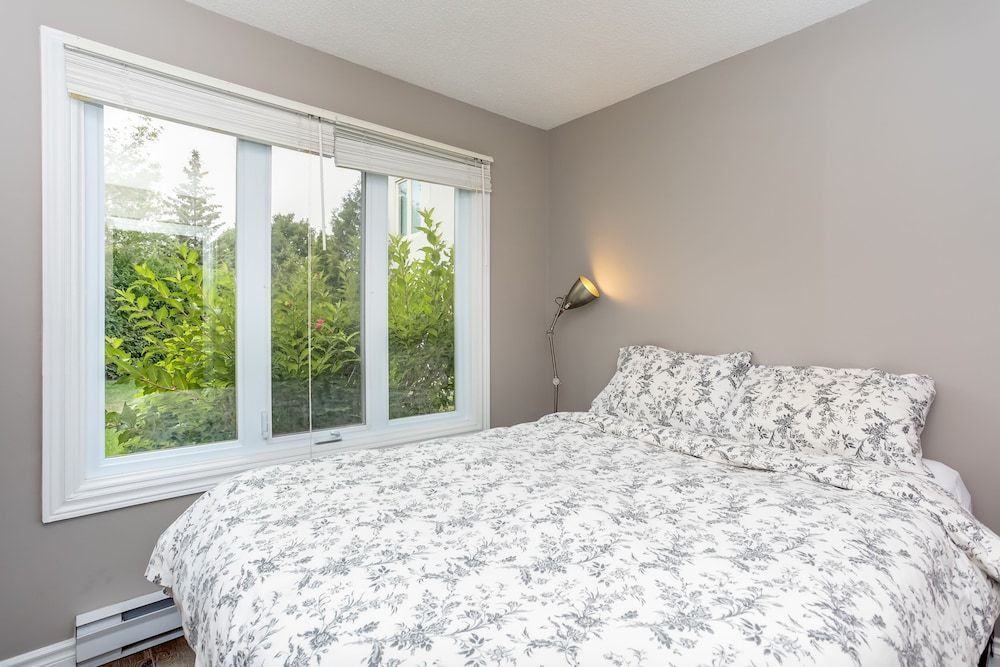 Sierra Lane Condos 3