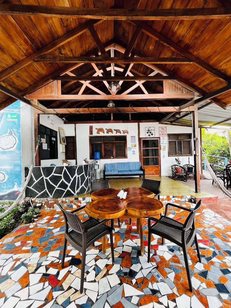 Hostal Las Gardenias 3