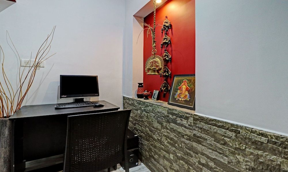 Treebo Avyukta Stay, 1.5 km to Madikeri Fort 3