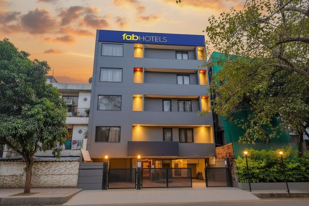Fabexpress La Serene 4 estrellas en New Delhi