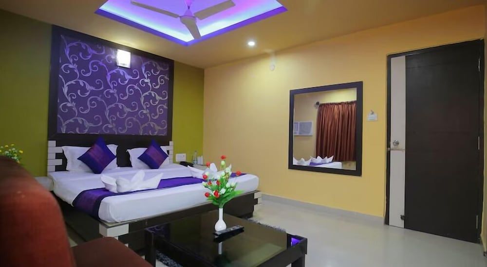 HOTEL PUSHPA A Berries Group of Hotels 3
