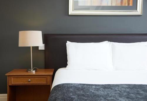 The Broughton Hotel by Greene King Inns 3