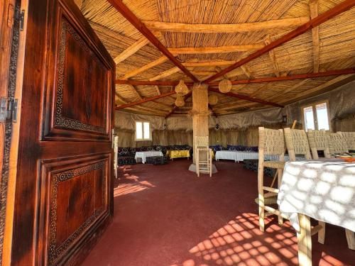 Tinfou desert camp 3