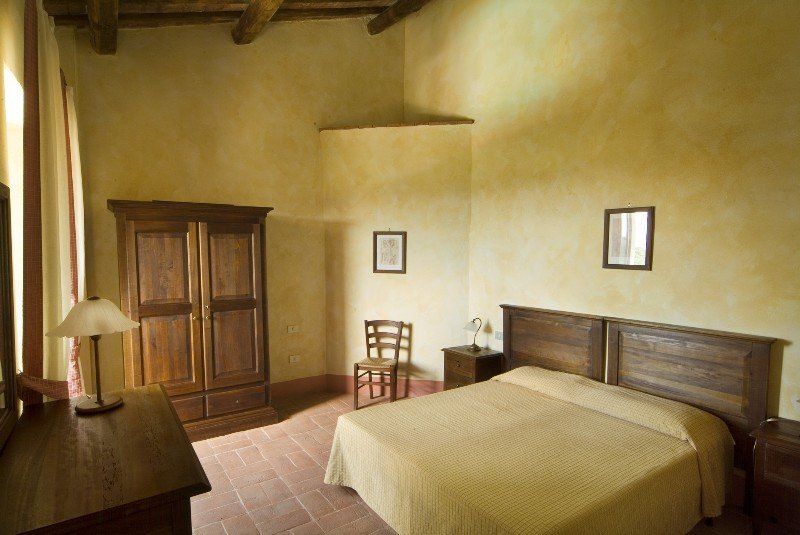Country House Monasterio Le Grazie 3
