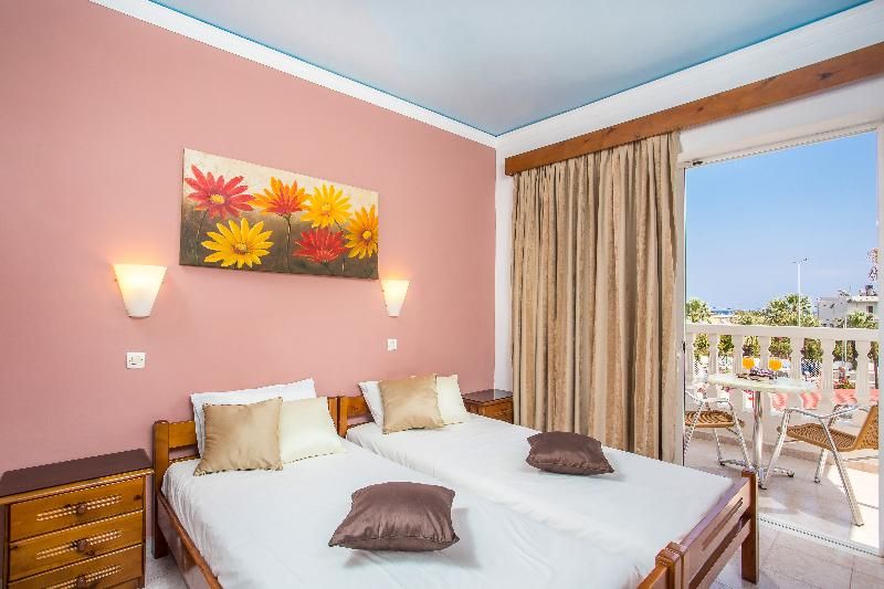 Iatridis Studios 2 estrelas em Faliraki