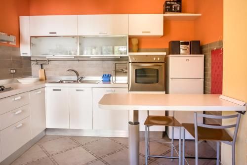 S034 - Sirolo, quadrilocale in centro arredato con gusto 2