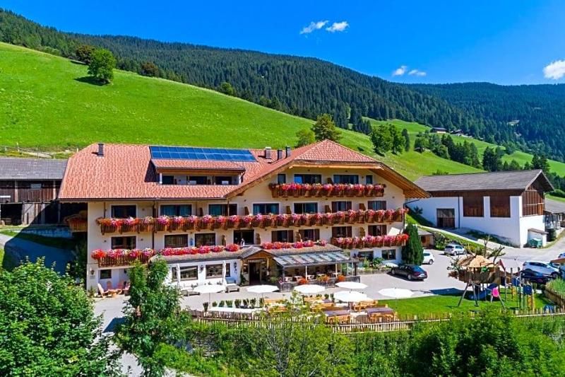Berghotel Schopfenhof 4 estrelas em San Candido