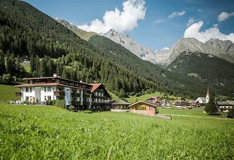 Vierbrunnenhof 3 estrellas en Anterselva di Mezzo