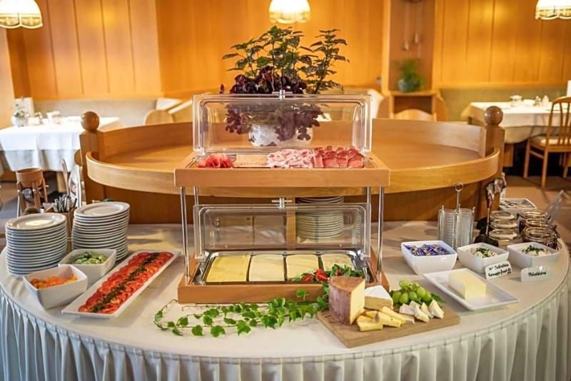 Kreativ Hotel Landhaus Schweigl 3 estrelas em Santa Valburga