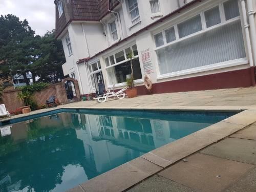 Burley Court Hotel 2