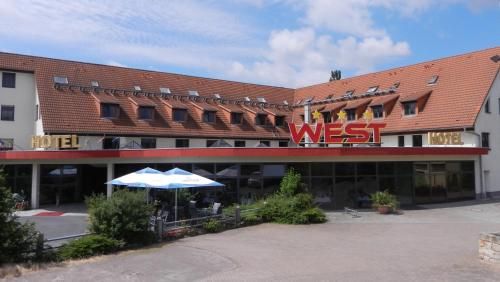 WEST Hotel an der Sächsischen Weinstrasse 3