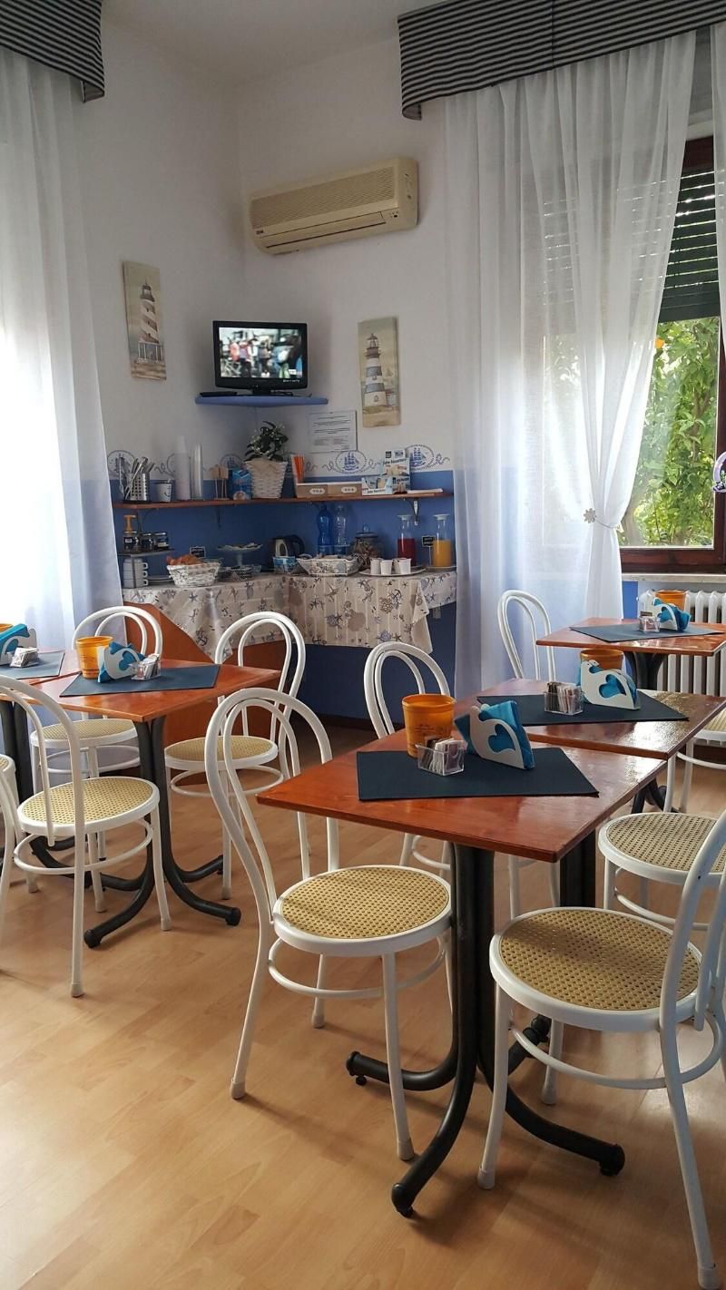 Villa Italia 3 estrelas em Porto Azzurro