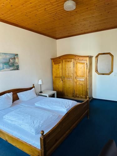 Badischer Hof Hotel 1